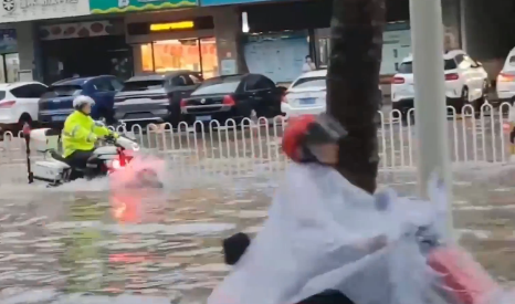 捎話上兩會(huì) | 治理城市內(nèi)澇、加強(qiáng)雨天交通疏導(dǎo)……?？谑忻衽芜@些問(wèn)題獲關(guān)注